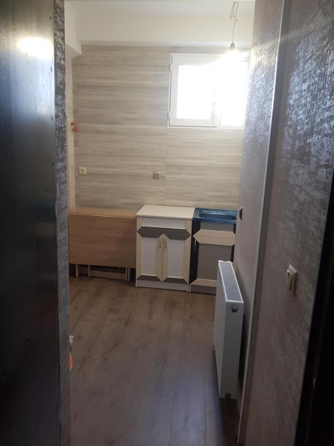 Solo Budget Apartment Тбілісі Екстер'єр фото