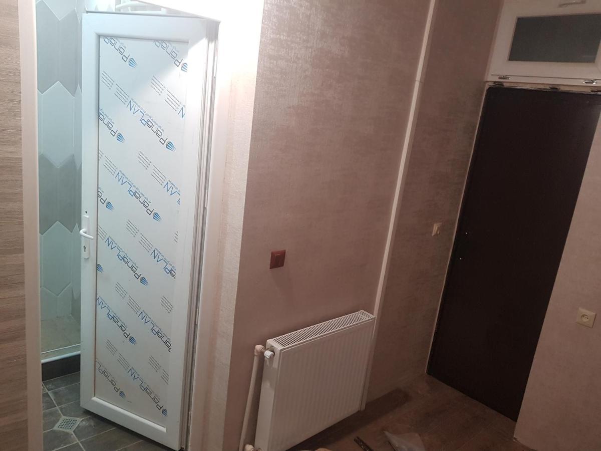 Solo Budget Apartment Тбілісі Екстер'єр фото